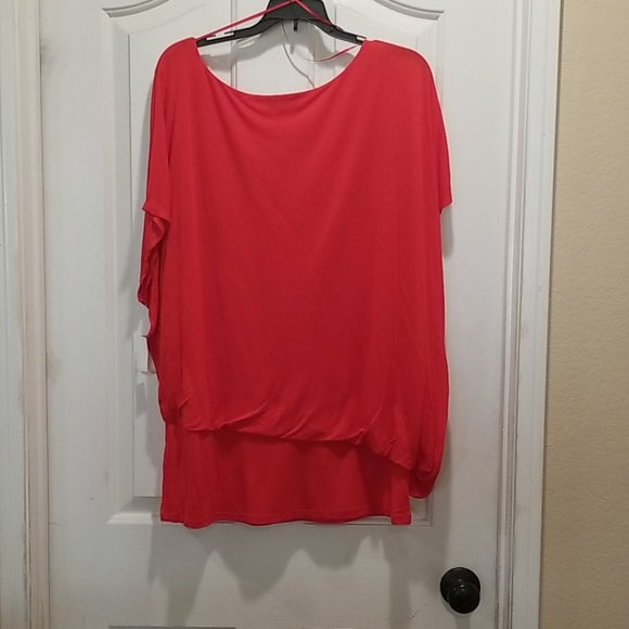 Red blouse - Picture 3 of 3